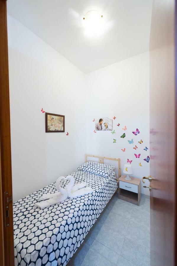 La Casa Di Pina Apartment Modica Exterior photo