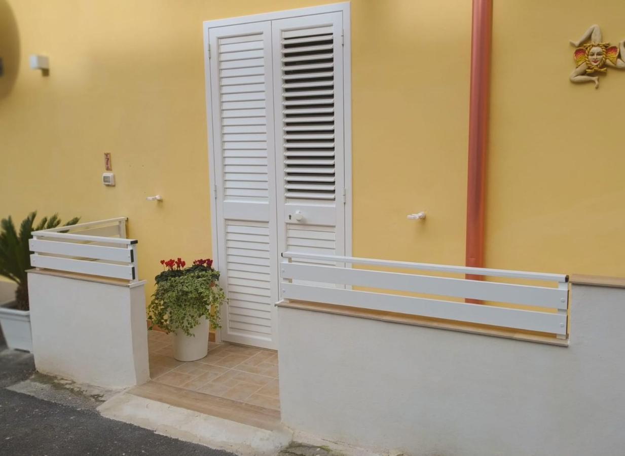 La Casa Di Pina Apartment Modica Exterior photo